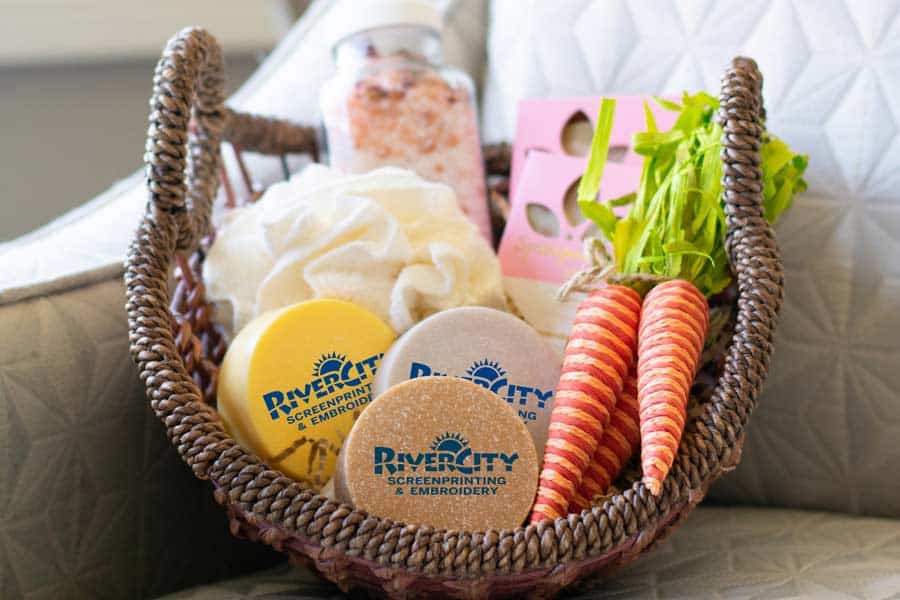 gift-basket-with-promotional-products