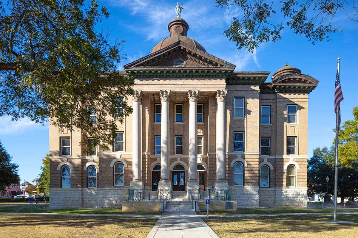 hays-county-courthouse
